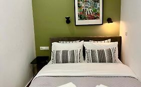 Smart Modern Apartment B